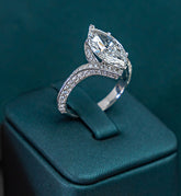 Ameera Marquise Twist