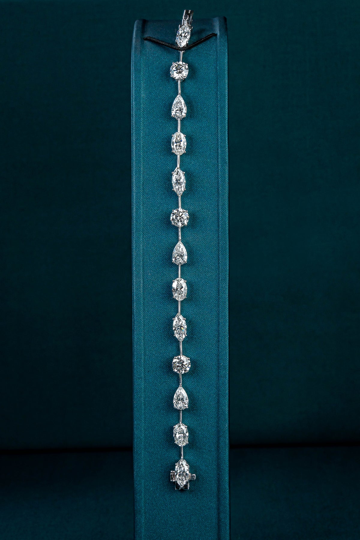 Curved Multi-cut Station Bracelet